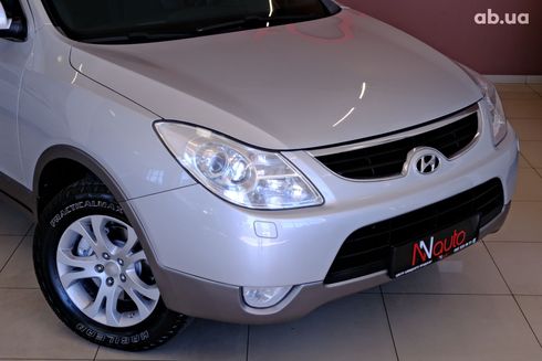 Hyundai Veracruz 2008 серебристый - фото 3