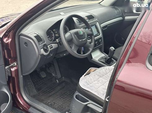 Skoda Octavia 2012 - фото 13