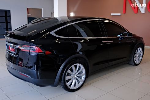 Tesla Model X 2019 черный - фото 4