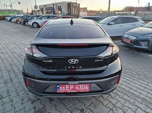 Hyundai Ioniq 2019 - фото 11