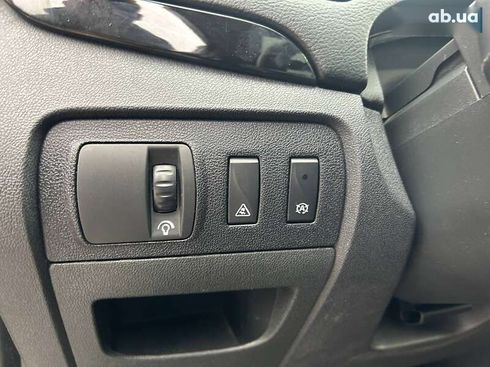 Renault Scenic 2012 - фото 18