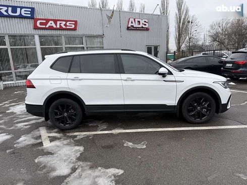 Volkswagen Tiguan 2022 - фото 3