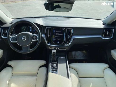 Volvo V60 2019 - фото 14