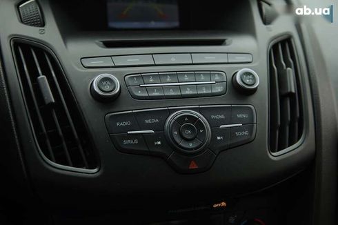 Ford Focus 2017 - фото 15