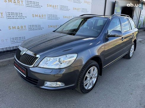 Skoda Octavia 2010 - фото 2