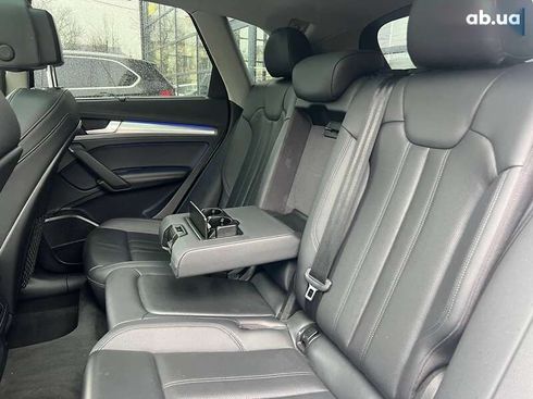 Audi Q5 2017 - фото 28