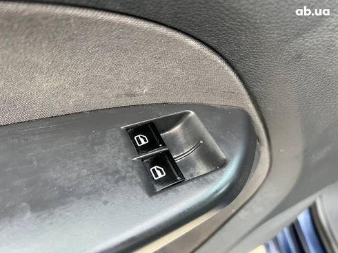 Volkswagen Caddy 2012 синий - фото 16