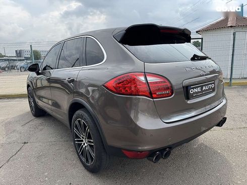 Porsche Cayenne 2012 - фото 10
