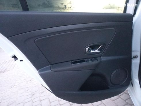 Renault Megane 2013 белый - фото 51