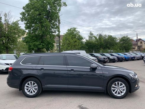 Volkswagen passat b8 2017 серый - фото 5