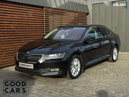 Skoda Superb 2018 - фото 3