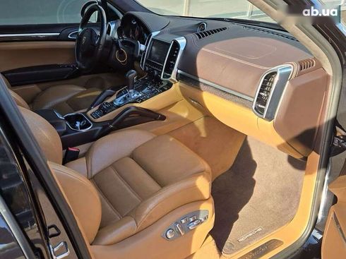 Porsche Cayenne 2010 - фото 13