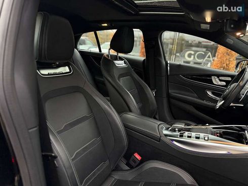 Mercedes-Benz AMG GT 4 2019 - фото 15