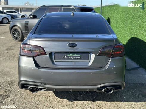 Subaru Legacy 2018 - фото 4