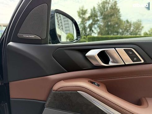 BMW X5 2025 - фото 28