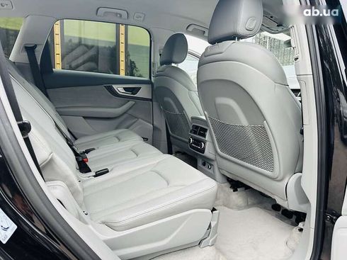 Audi Q7 2018 - фото 30