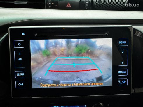 Toyota Hilux 2017 серый - фото 38