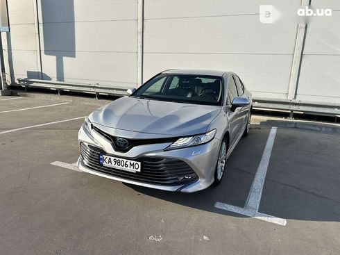 Toyota Camry 2020 - фото 5