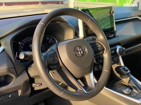 Toyota RAV4 2020 - фото 22