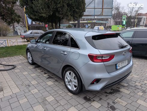 Kia Cee'd 2019 серый - фото 6