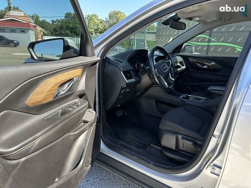GMC Terrain 2019 - фото 6