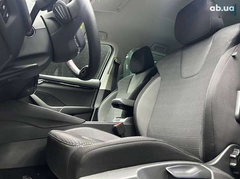Skoda Octavia 2023 - фото 19