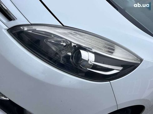 Renault Scenic 2012 - фото 9