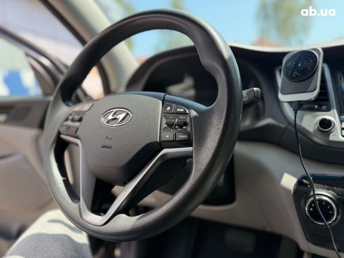 Hyundai Tucson 2015 серый - фото 33
