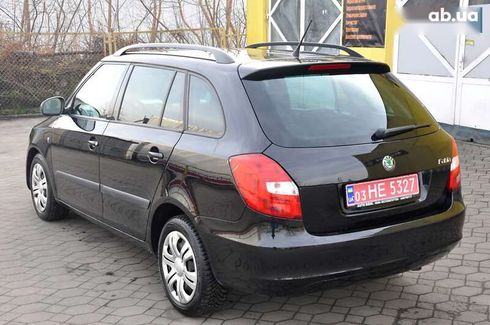 Skoda Fabia 2012 - фото 11