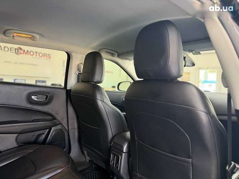 Jeep Compass 2018 - фото 25