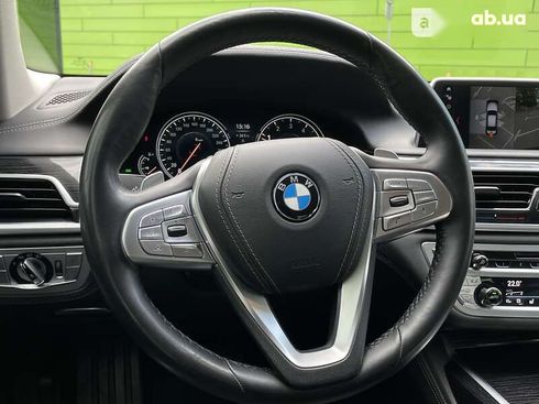BMW 7 Series iPerformance 2017 - фото 22
