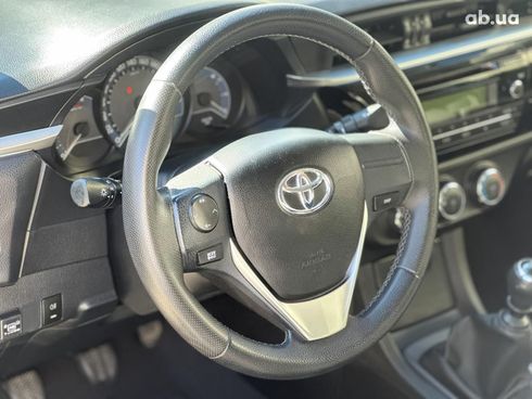 Toyota Corolla 2013 коричневый - фото 18