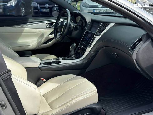 Infiniti Q60 2018 серый - фото 37
