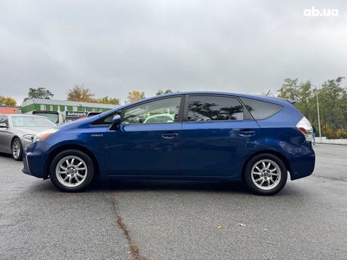 Toyota Prius V 2012 синий - фото 6