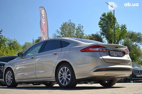 Ford Fusion 2017 - фото 19