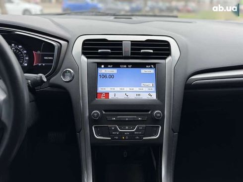 Ford Fusion 2017 - фото 16