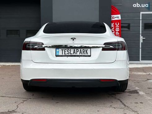 Tesla Model S 2015 - фото 9