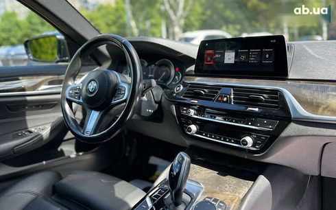 BMW 5 серия 2018 - фото 10