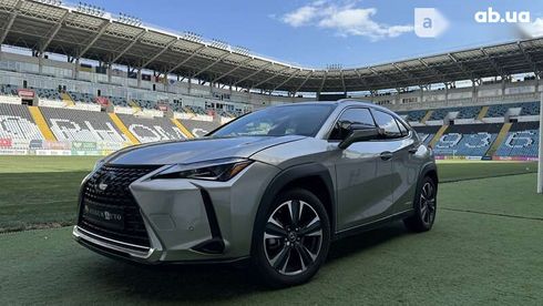 Lexus UX 2021 - фото 3