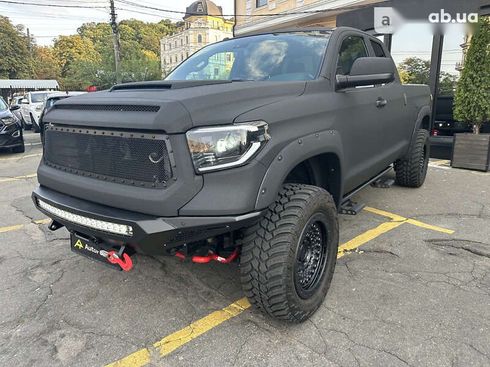 Toyota Tundra 2018 - фото 3