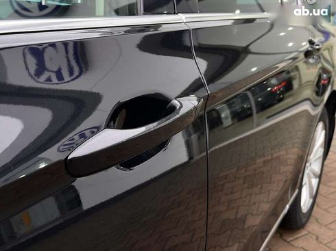 Volkswagen Passat 2018 - фото 12