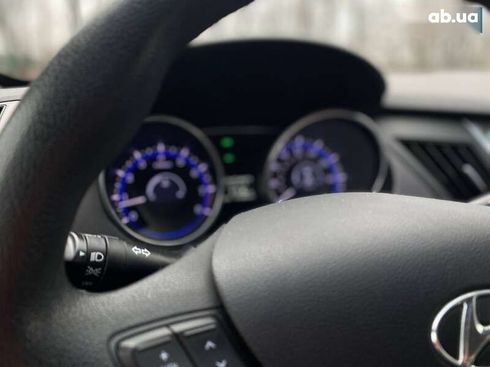 Hyundai Sonata 2013 - фото 30