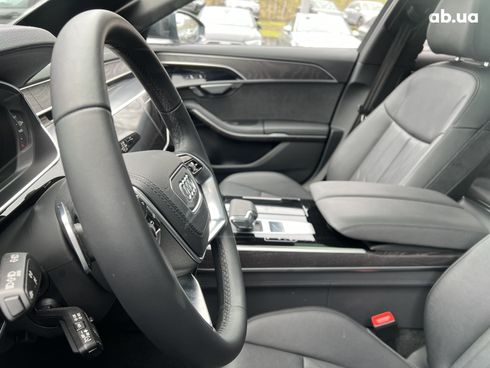 Audi A8 2022 - фото 4