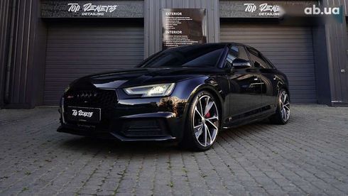 Audi A4 2018 - фото 11