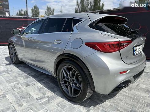 Infiniti Q30 2016 - фото 21