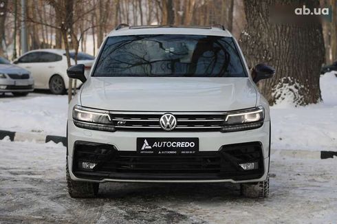 Volkswagen Tiguan 2020 - фото 2