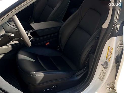 Tesla Model 3 2023 - фото 13