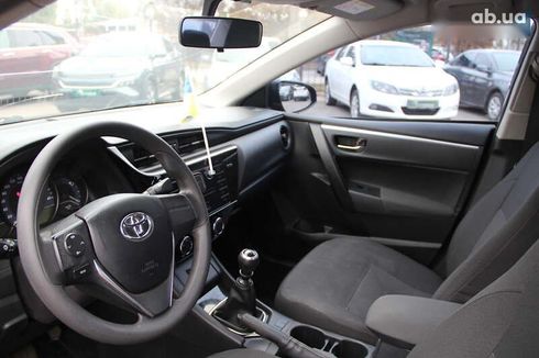 Toyota Corolla 2017 - фото 14