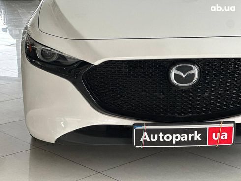 Mazda 3 2019 белый - фото 3