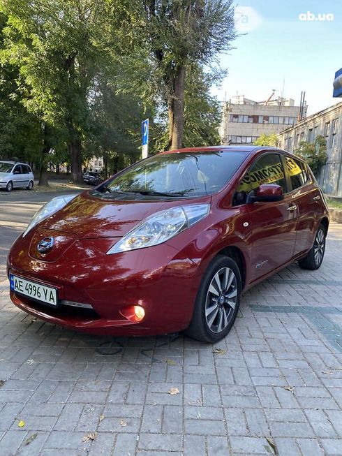 Nissan Leaf 2014 - фото 10